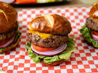 Zesty Barbecue Cheeseburger